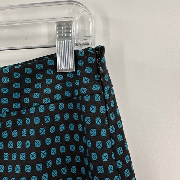 Ann Taylor LOFT Blue Black Geometric Lined Pleated Front A-Line Skirt Size 6 - Picture 4 of 10